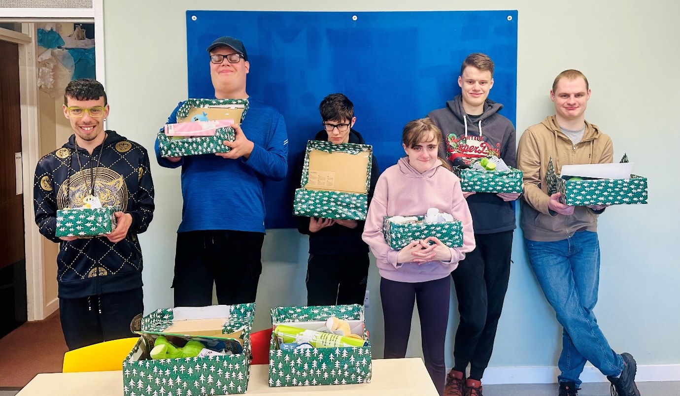 Harrogate Learners get in the Christmas Spirit